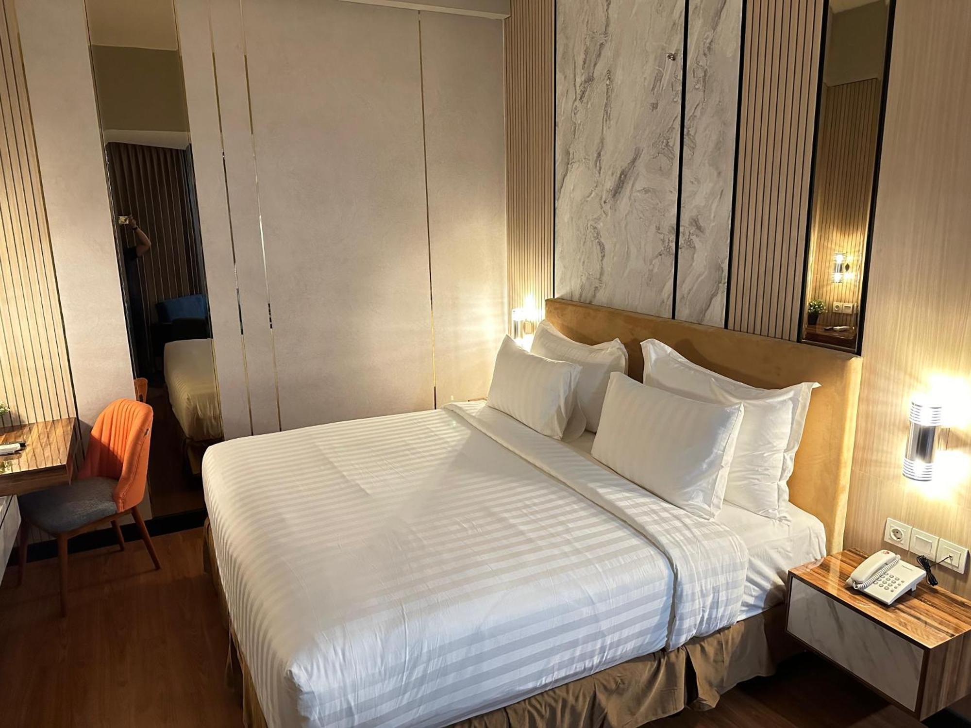 D'Primahotel Jemursari Surabaya Luaran gambar