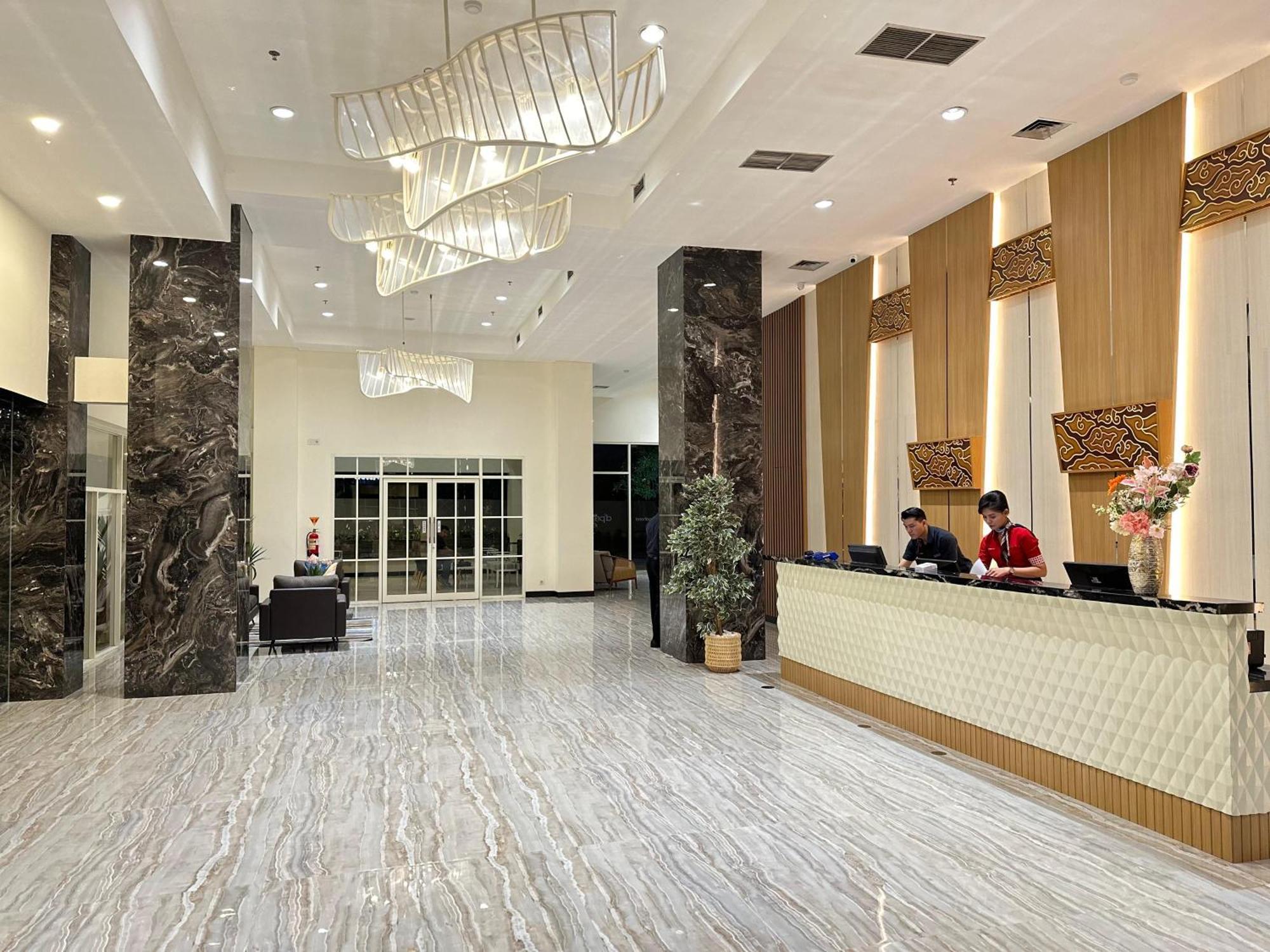 D'Primahotel Jemursari Surabaya Luaran gambar